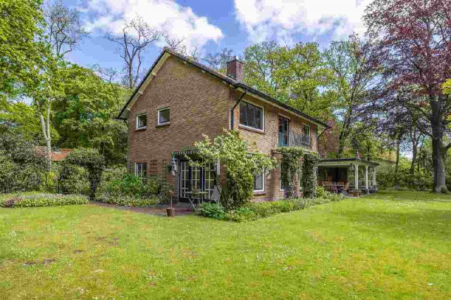 Hertog Hendriklaan …